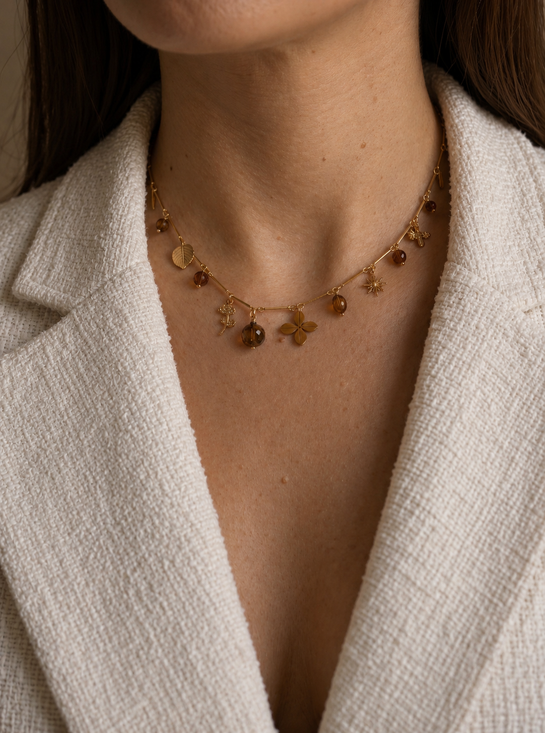 Collier Mensia